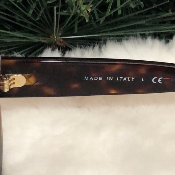 oval sunglasses - Picture 5 of 8